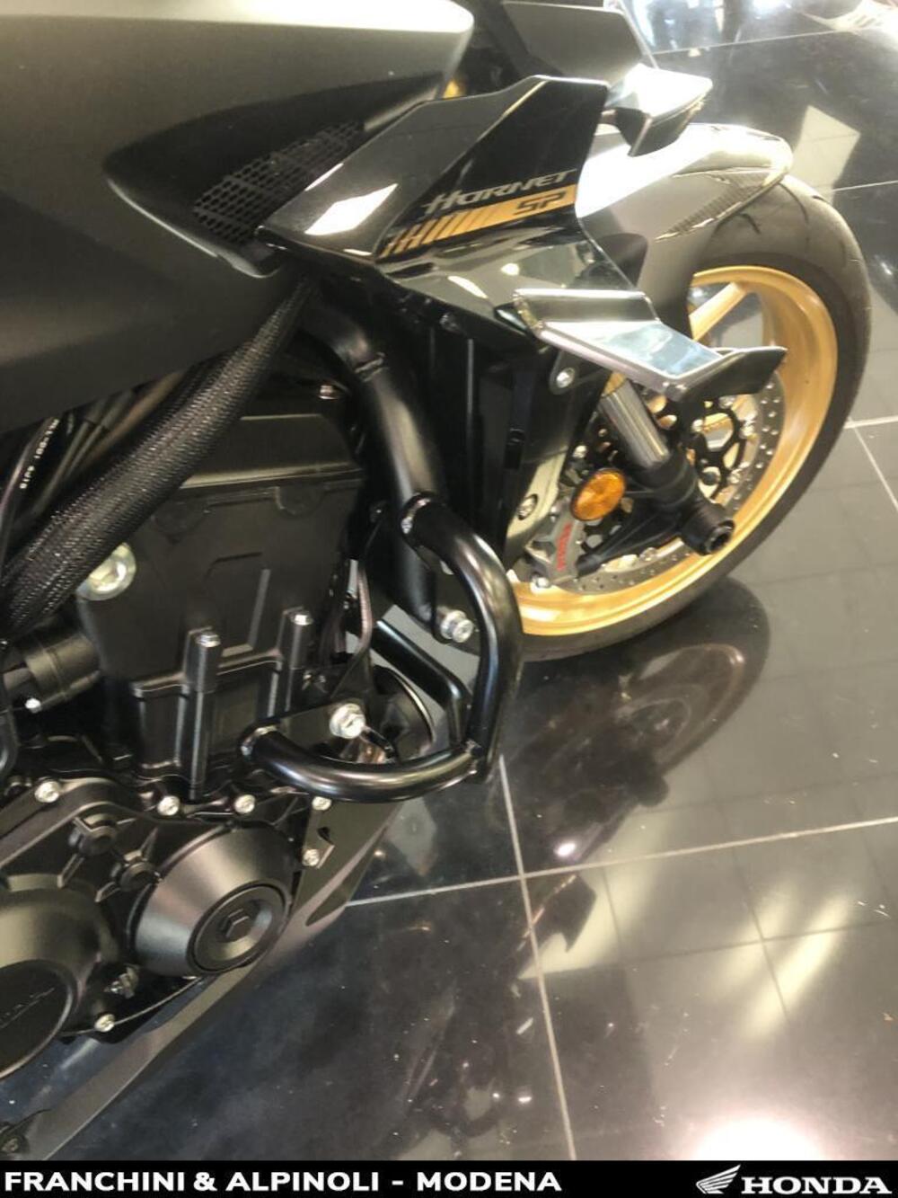 Honda CB 1000 Hornet SP (2025 - 26) (16)