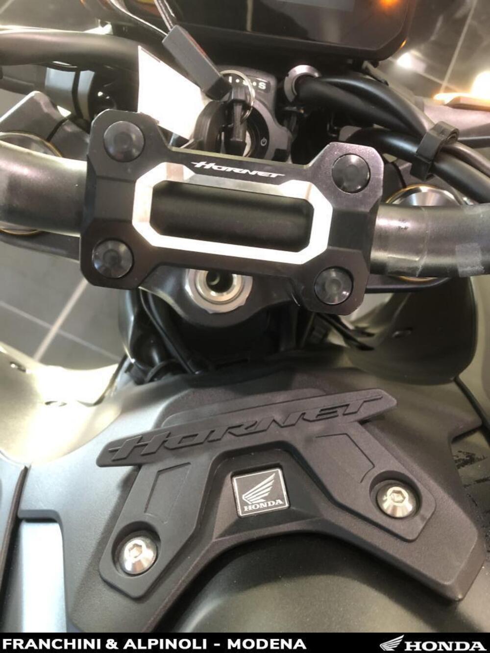 Honda CB 1000 Hornet SP (2025 - 26) (19)