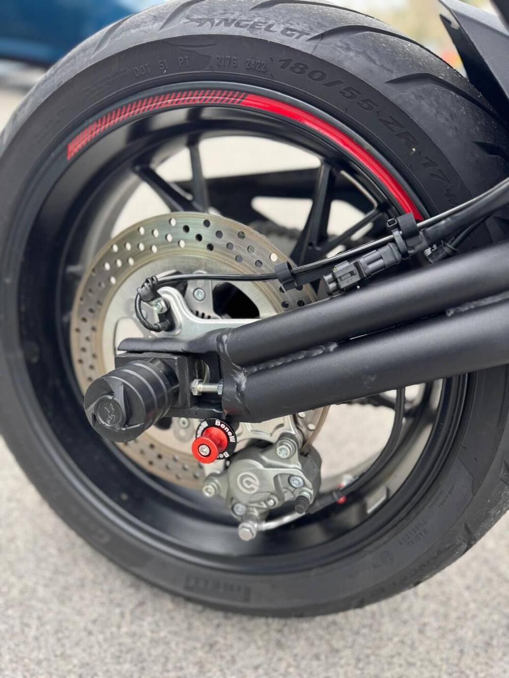 Benelli 752 S (2022 - 25) (4)