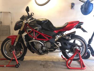 MV Agusta Brutale 750 s F4 d'epoca
