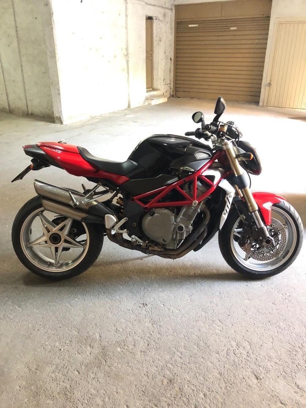 MV Agusta Brutale 750 s F4 (2)