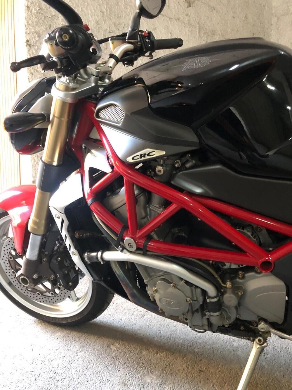 MV Agusta Brutale 750 s F4 (6)