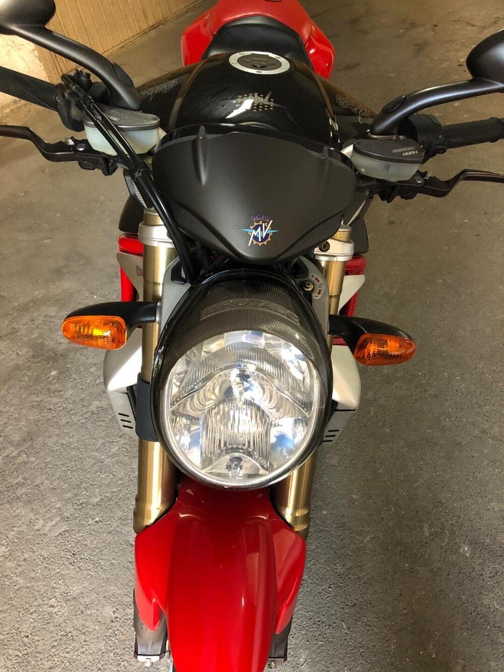 MV Agusta Brutale 750 s F4 (7)