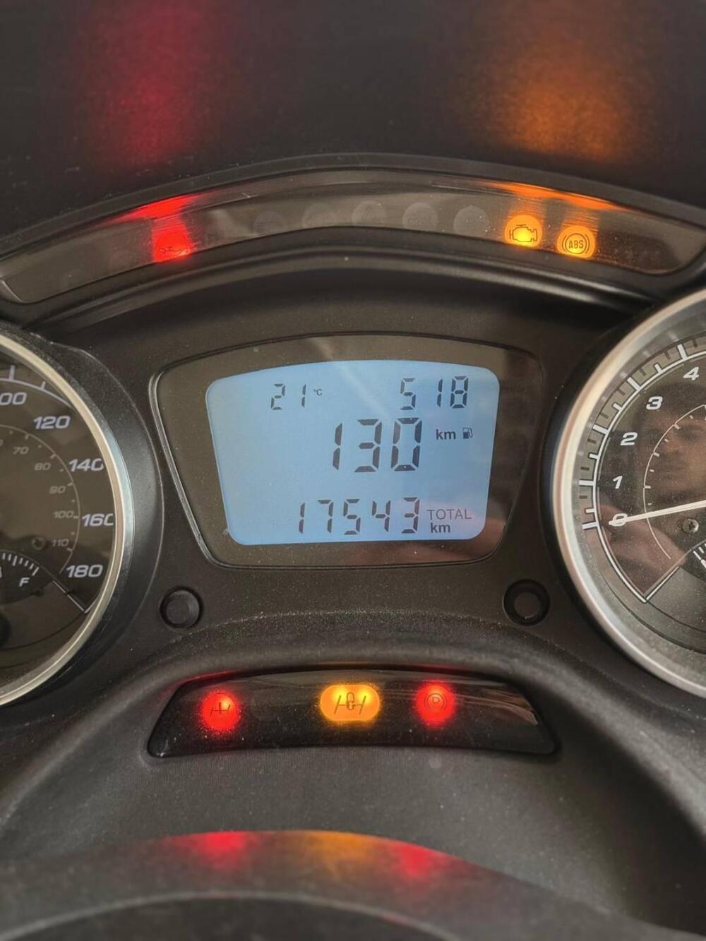 Piaggio Mp3 300 Hpe (2019 - 20) (4)