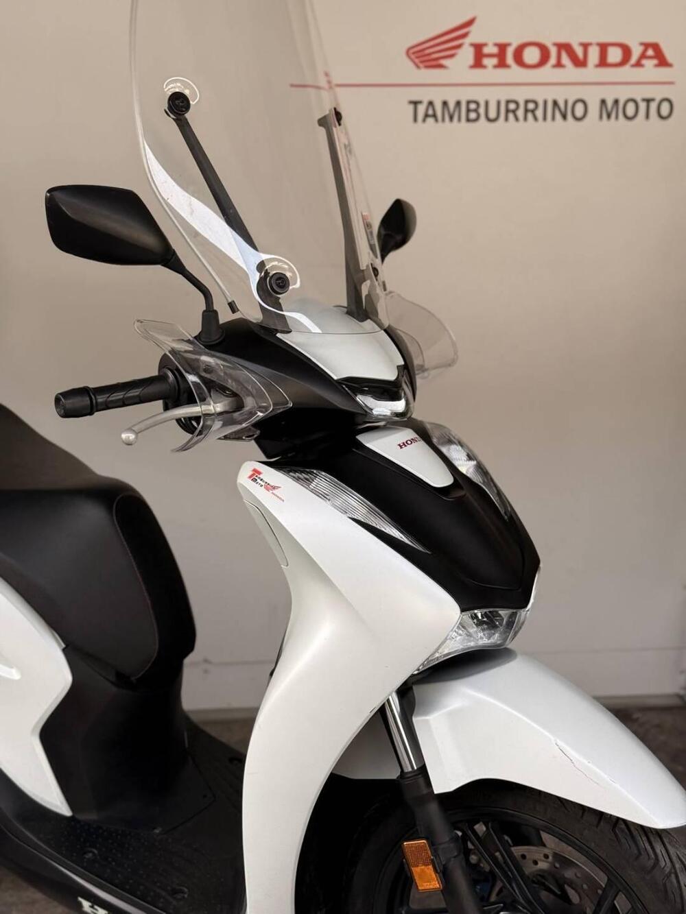 Honda SH 125i Sport (2024 - 25) (2)