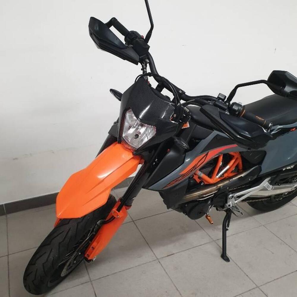 KTM 690 SMC R (2021 - 22) (2)