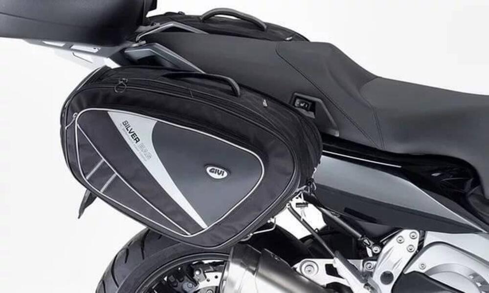 Borse GIVI morbide universali (4)