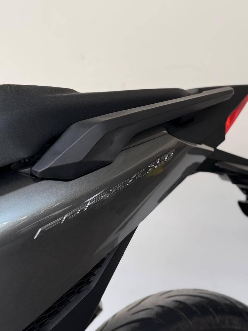 Honda Forza 750 DCT (2021 - 24) (8)