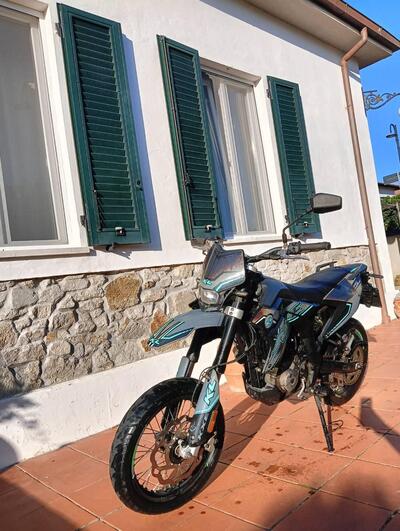 Kl KXE 125 Motard (2022 - 24) usata