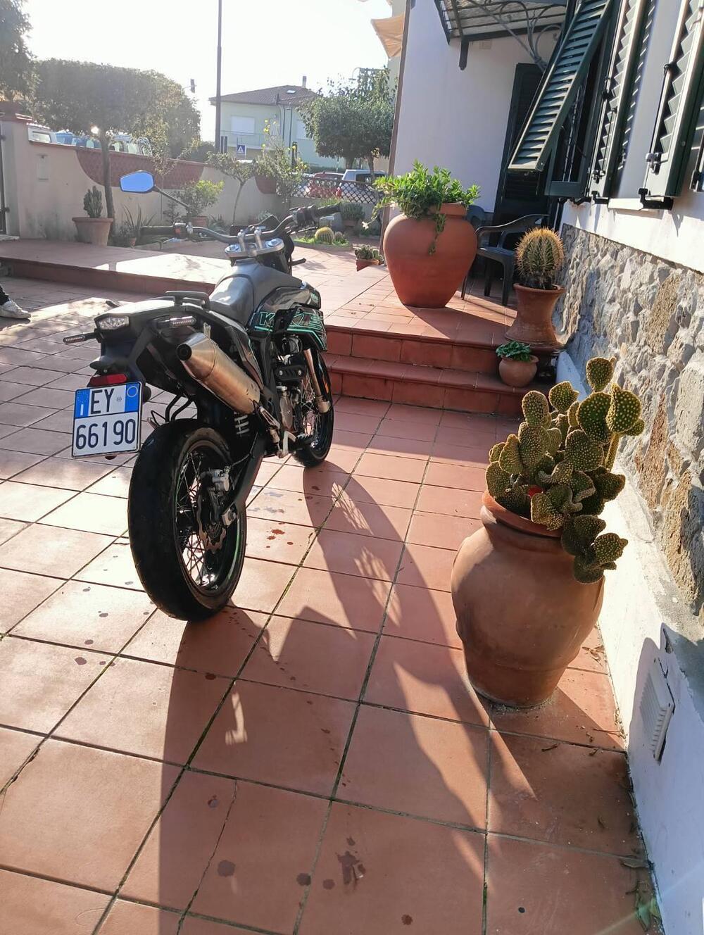 Kl KXE 125 Motard (2022 - 24) (5)