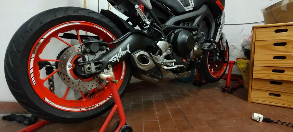 Yamaha MT-09 (2017 - 20) (13)