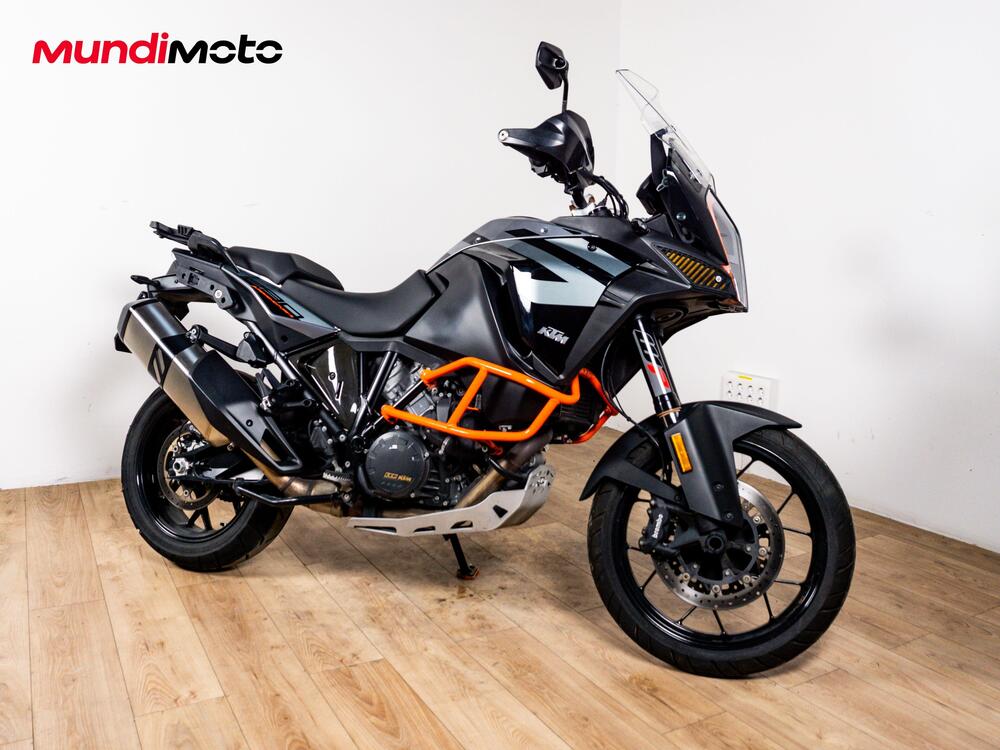 KTM 1290 Super Adventure S (2021) (2)