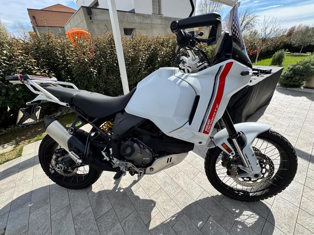 Ducati DesertX (2022 - 25) (3)