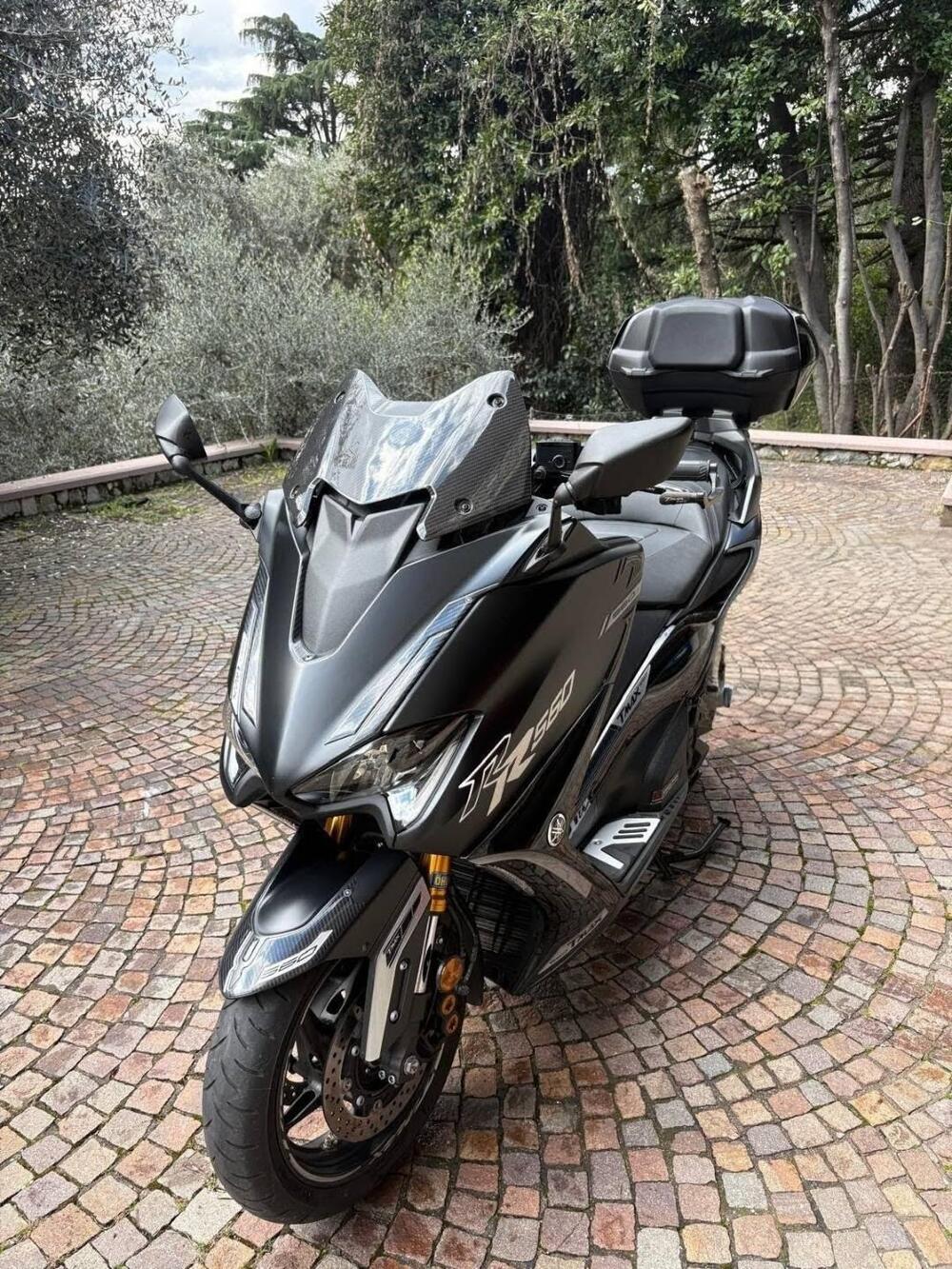 Yamaha T-Max 560 Tech Max (2020) (20)