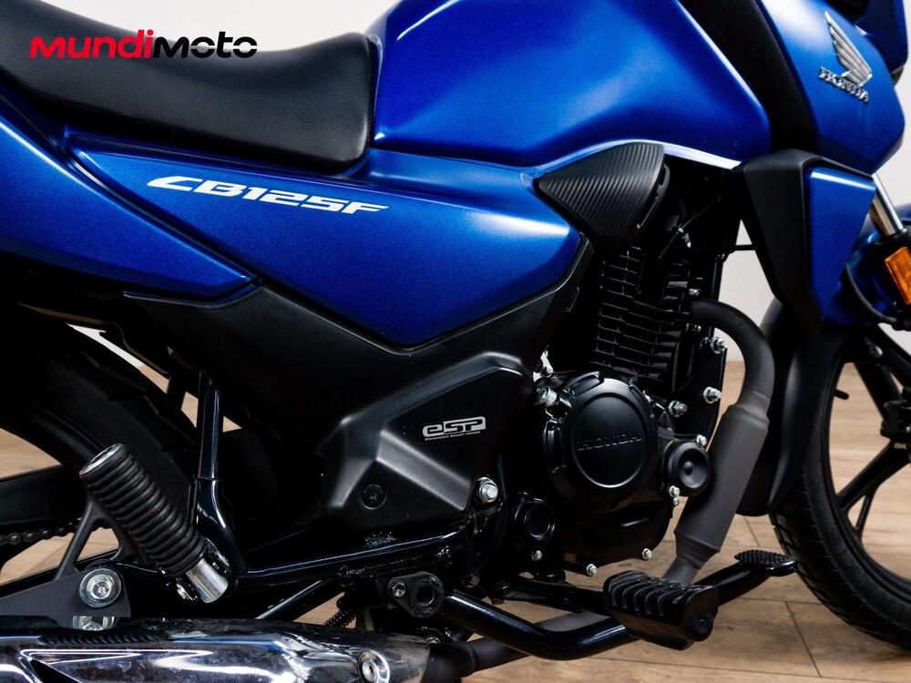 Honda CB 125 F (2026) (4)