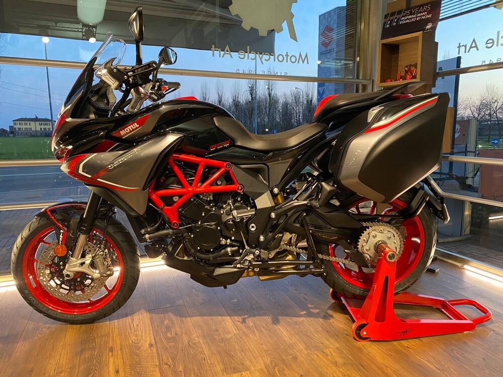 MV Agusta Turismo Veloce 800 RC SCS (2021 - 22)