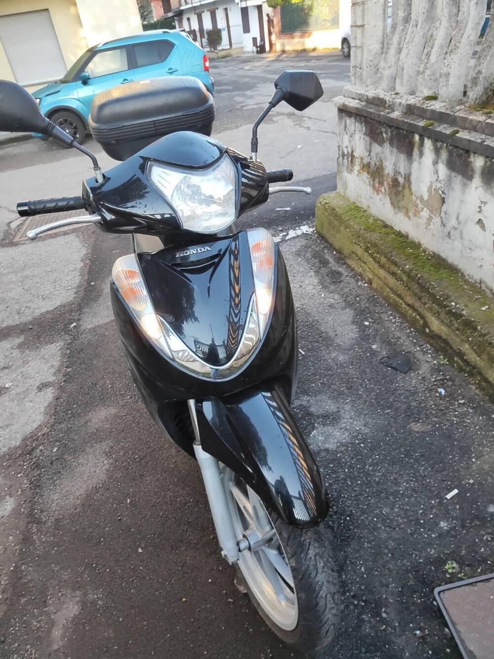 Honda SH 300 i (2006 - 10) (2)