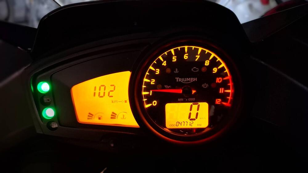 Triumph Tiger 1050 (2006 - 12) (14)