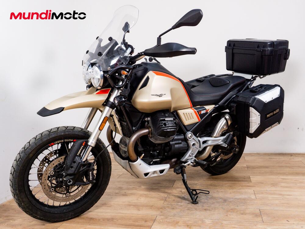 Moto Guzzi V85 TT Travel (2020) (8)