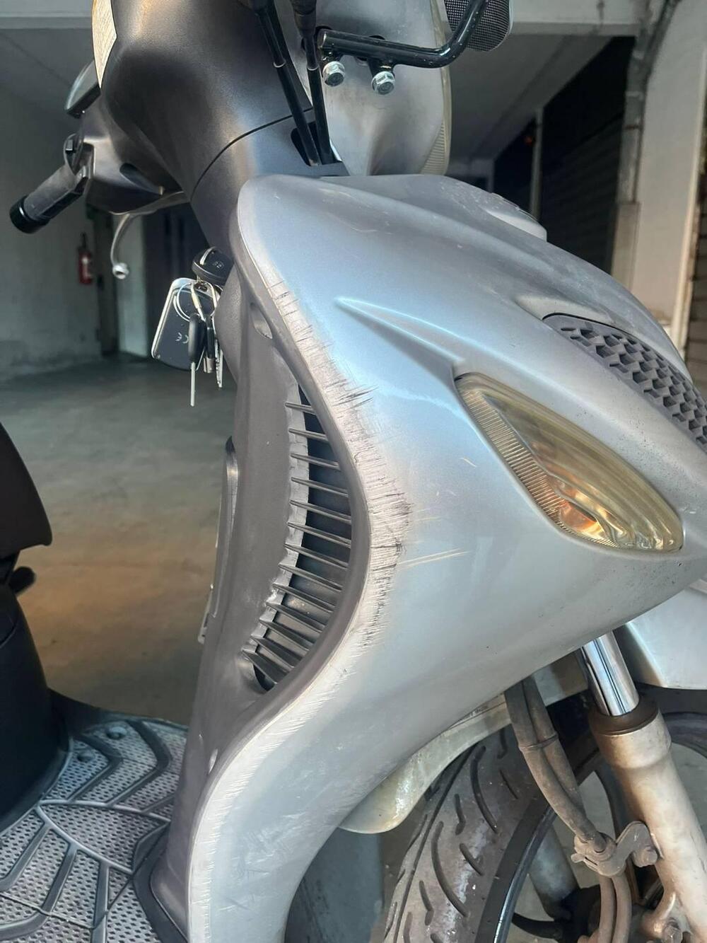 Suzuki SIXteen 125 (2007 - 14) (10)