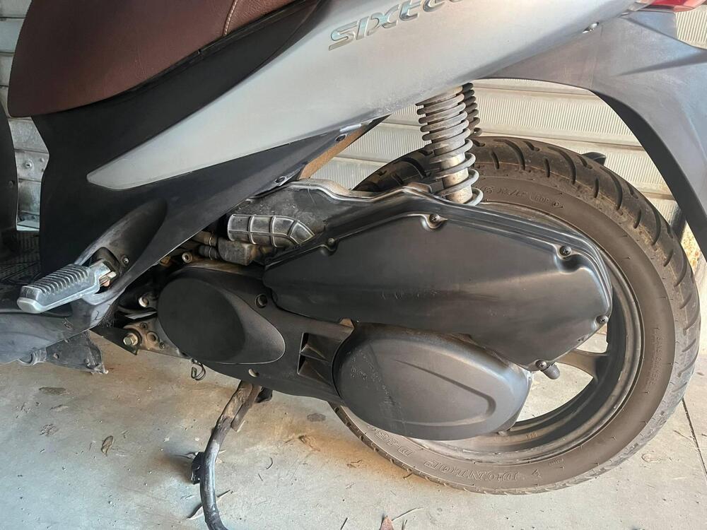 Suzuki SIXteen 125 (2007 - 14) (13)