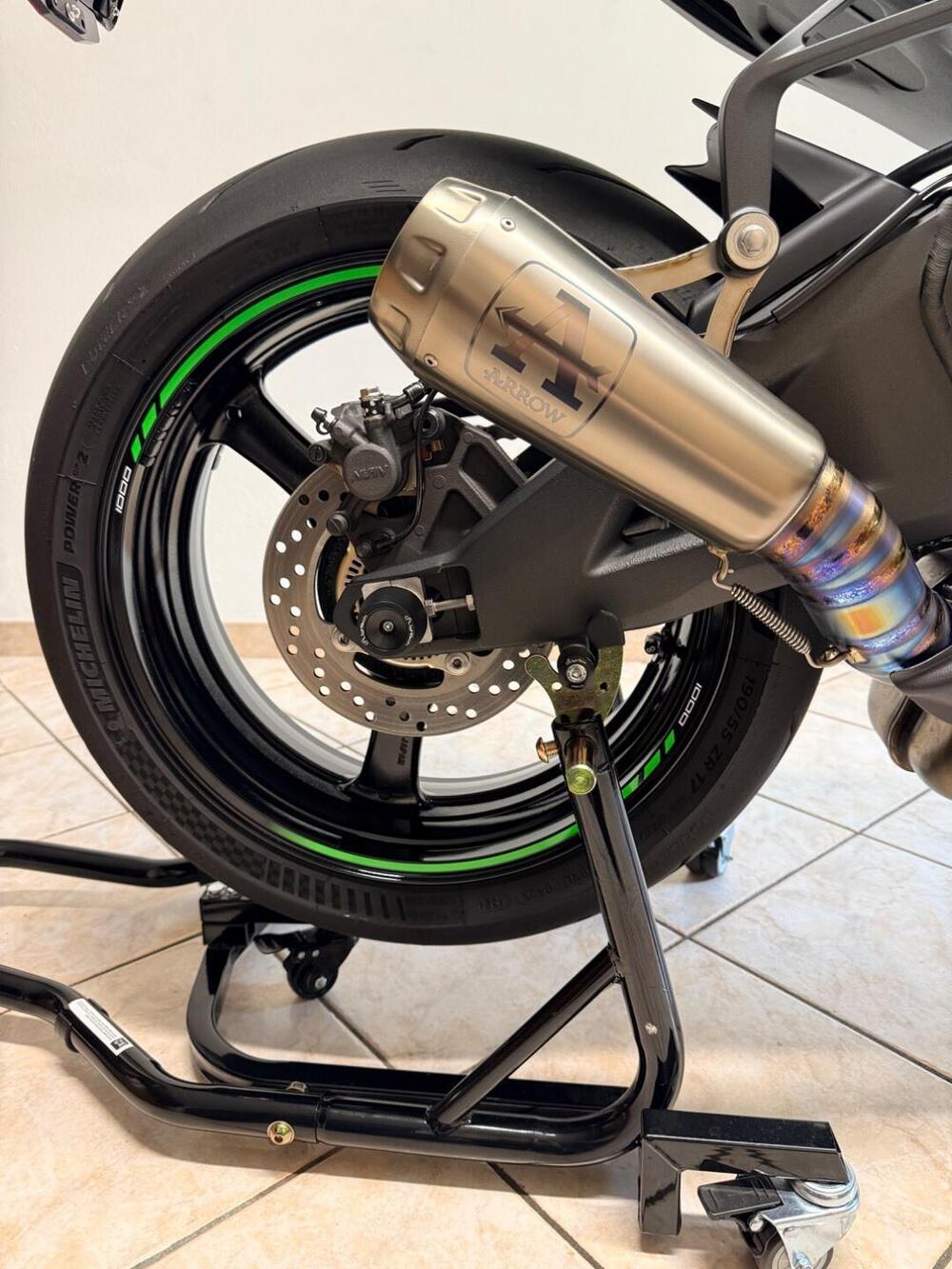 Kawasaki Ninja 1000 ZX-10R (2021 - 25) (9)