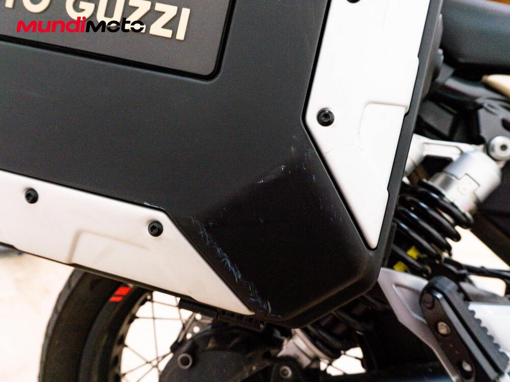 Moto Guzzi V85 TT Travel (2020) (13)