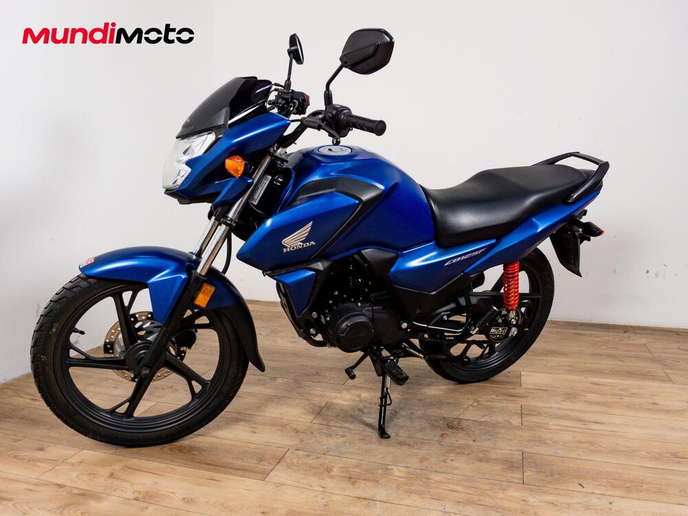 Honda CB 125 F (2026) (8)