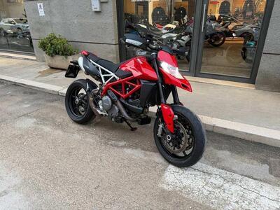 Ducati Hypermotard 950 (2022 - 25) usata