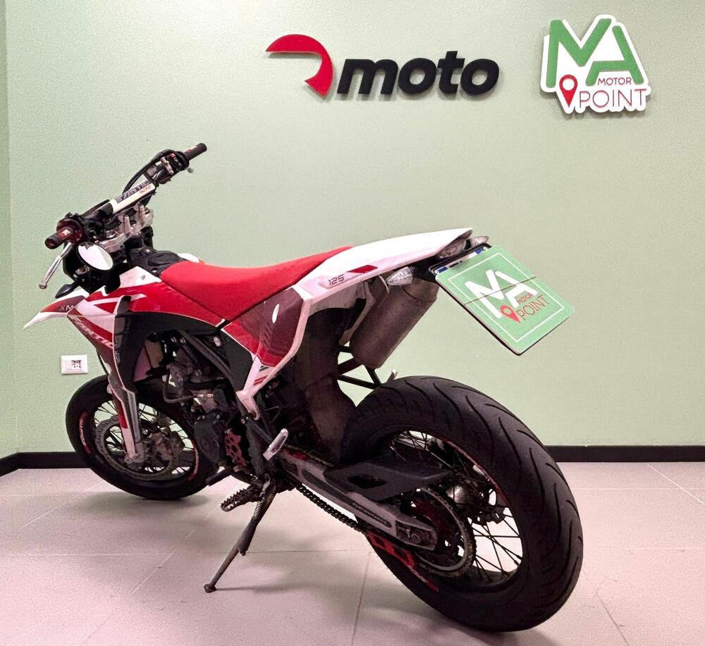Fantic Motor XMF 125 Motard Performance 4T (2023 - 24) (4)