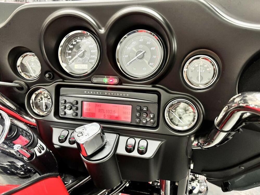 Harley-Davidson 1690 Electra Glide Ultra Limited (2010 - 13) - FLHTK (3)