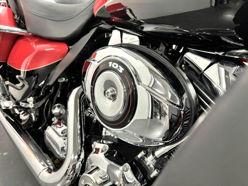 Harley-Davidson 1690 Electra Glide Ultra Limited (2010 - 13) - FLHTK (7)