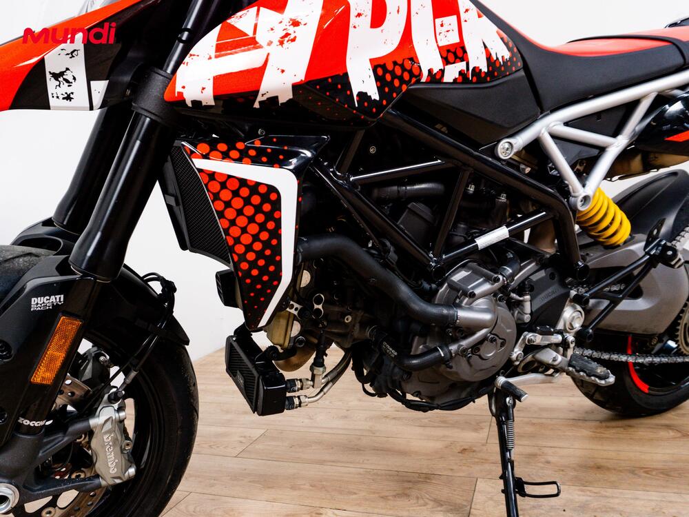 Ducati Hypermotard 950 RVE (2020) (9)