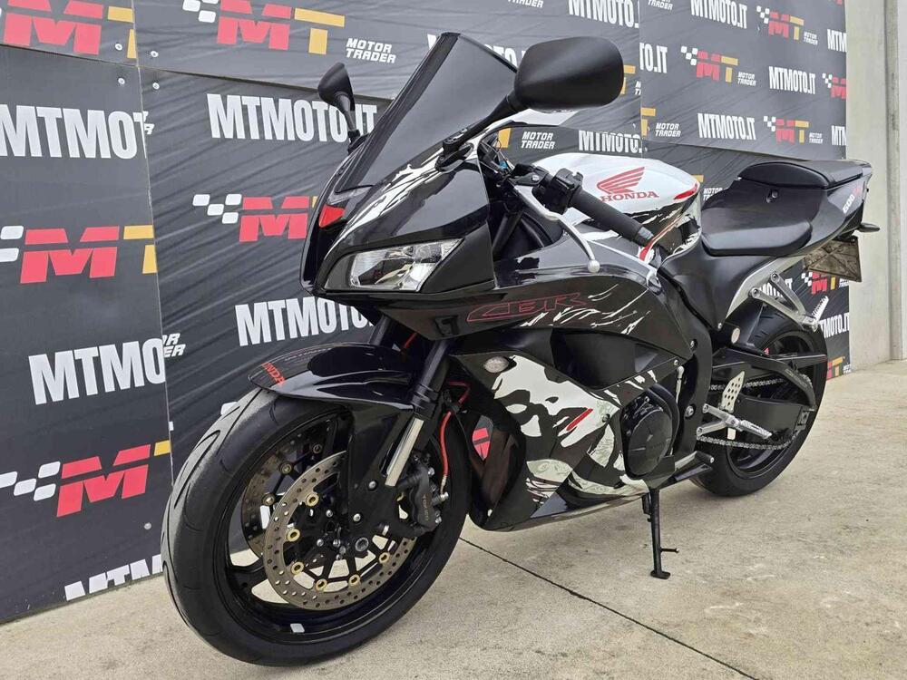 Honda CBR 600 RR (2007 - 08) (3)