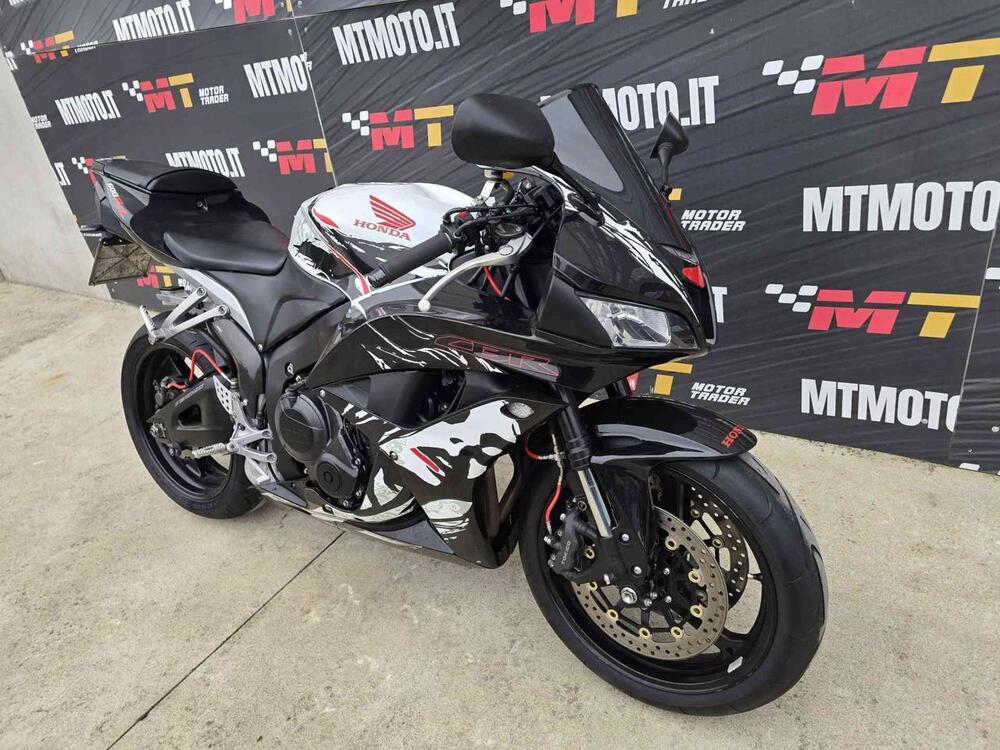 Honda CBR 600 RR (2007 - 08) (4)