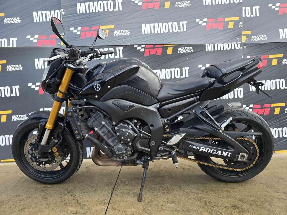 Yamaha FZ8 (2010 - 12) (2)