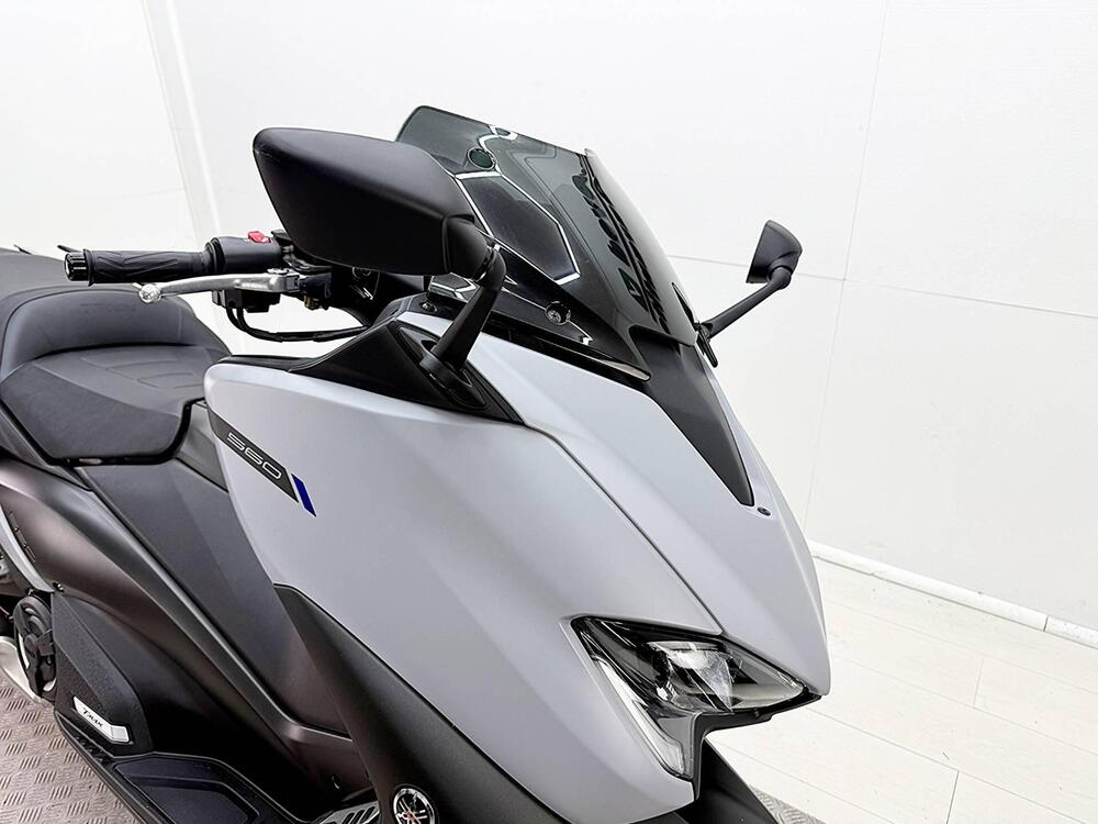 Yamaha T-Max 560 (2022 - 24) (11)