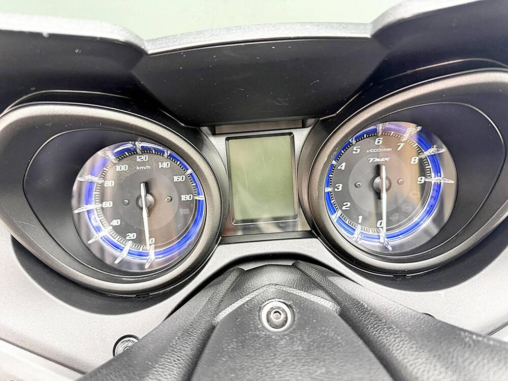 Yamaha T-Max 560 (2022 - 24) (20)