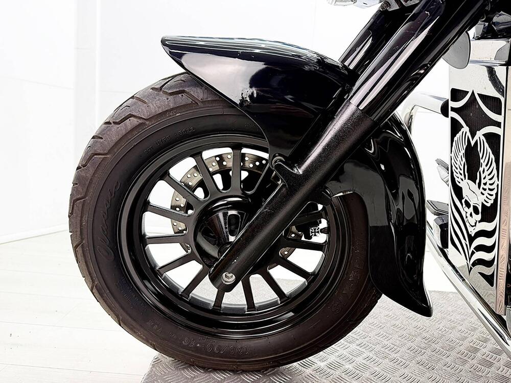 Suzuki Intruder 800 C B (2015 - 17) (13)