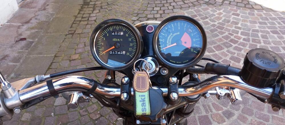 Kawasaki H2 Mach 4 750 (15)