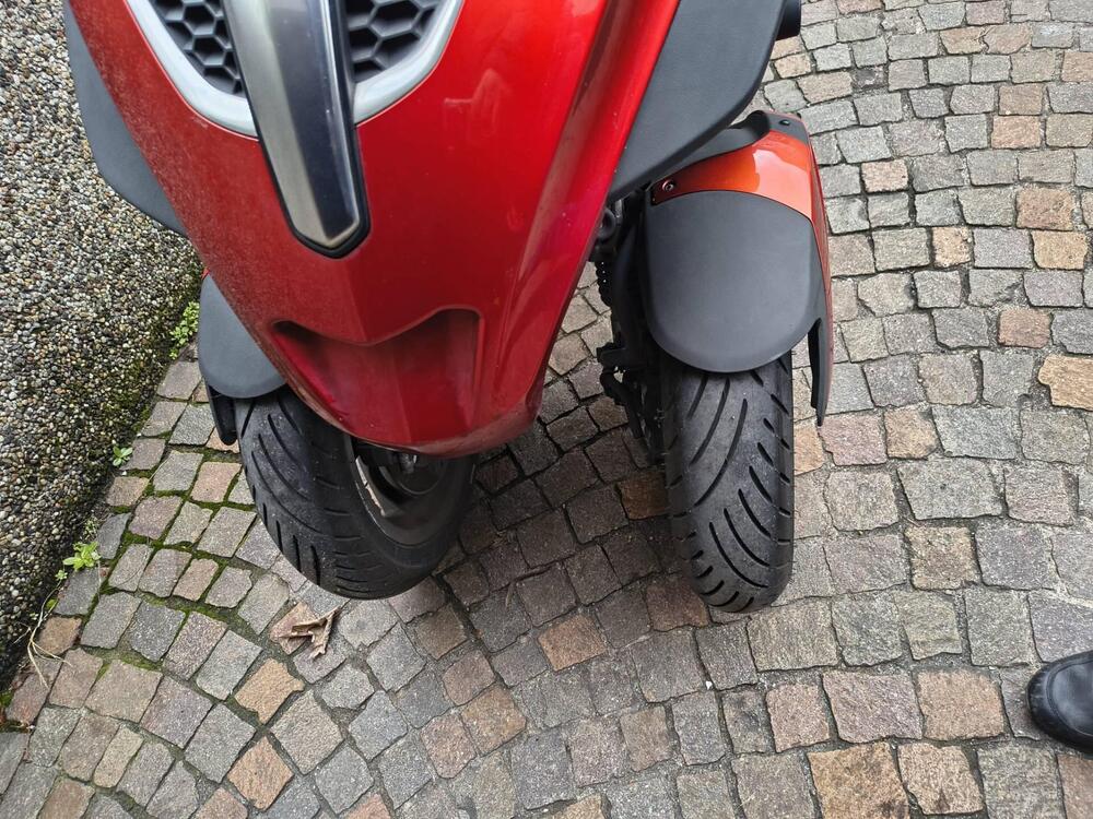 Piaggio Mp3 300 ie Yourban ERL (2011 - 17) (4)