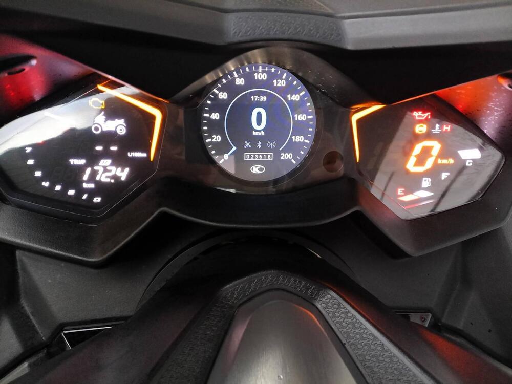 Kymco AK 550 ETS (2021 - 26) (4)