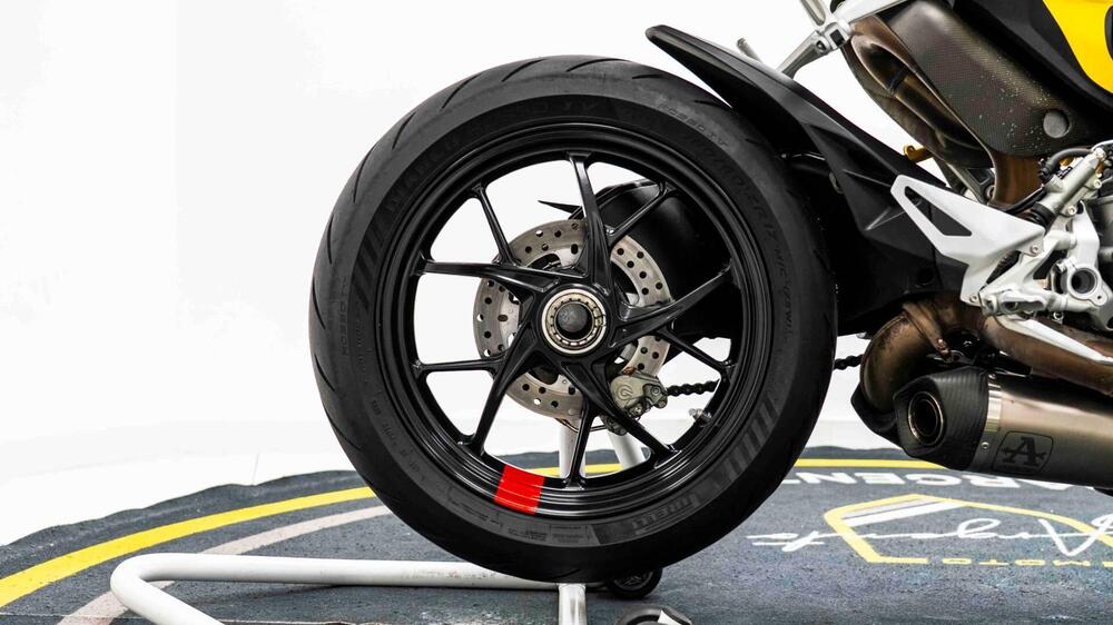 Ducati Streetfighter V2 (2022 - 24) (13)
