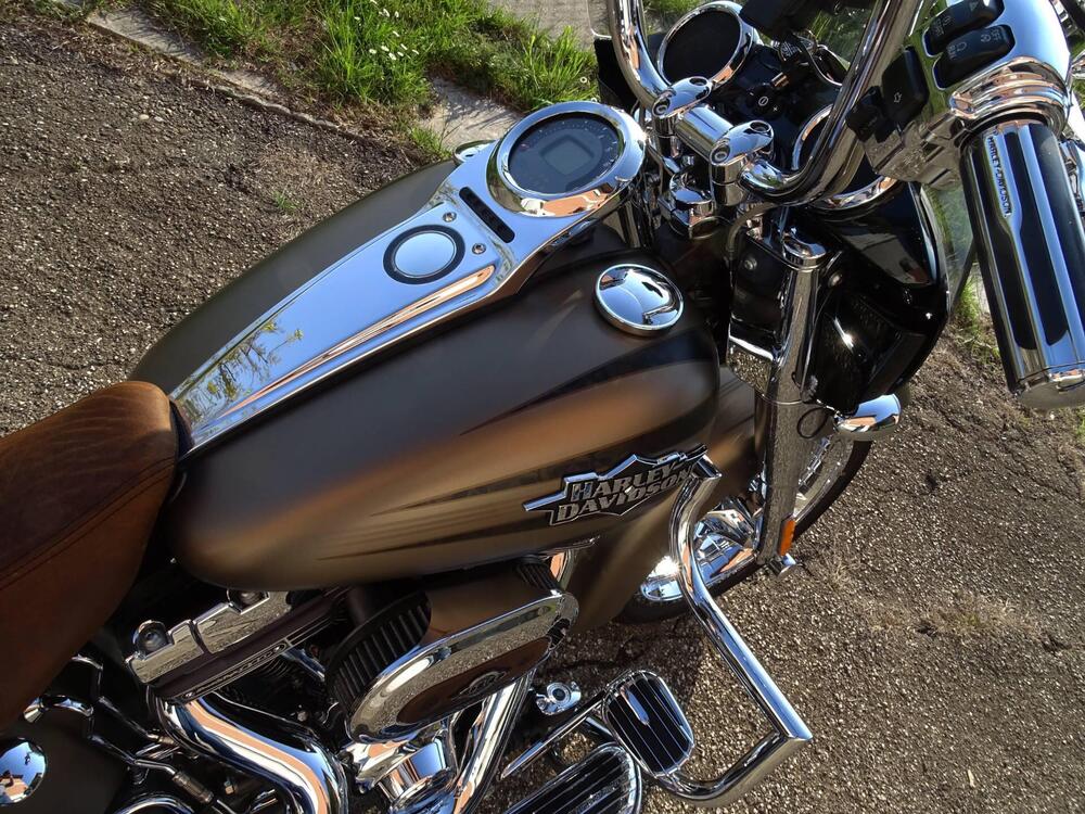 Harley-Davidson Softail Convertible FLSTSE 110 (2012) (19)