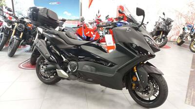 Yamaha T-Max 560 Tech Max (2022 - 24) usata