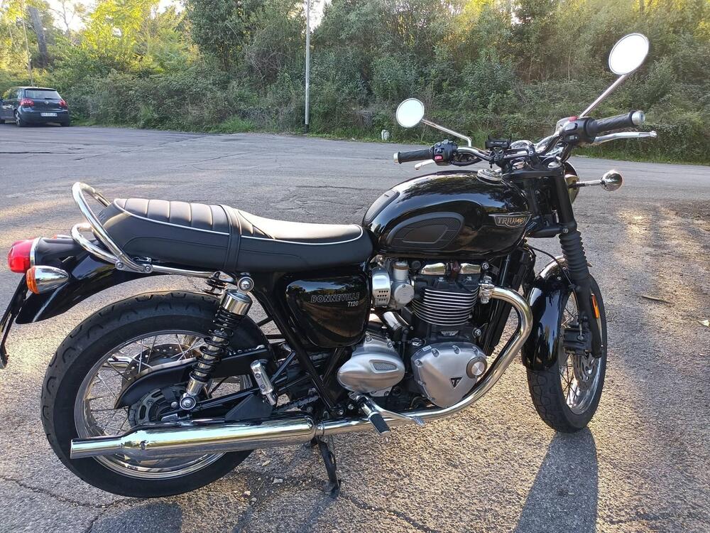 Triumph Bonneville T120 Black (2017 - 20) (3)