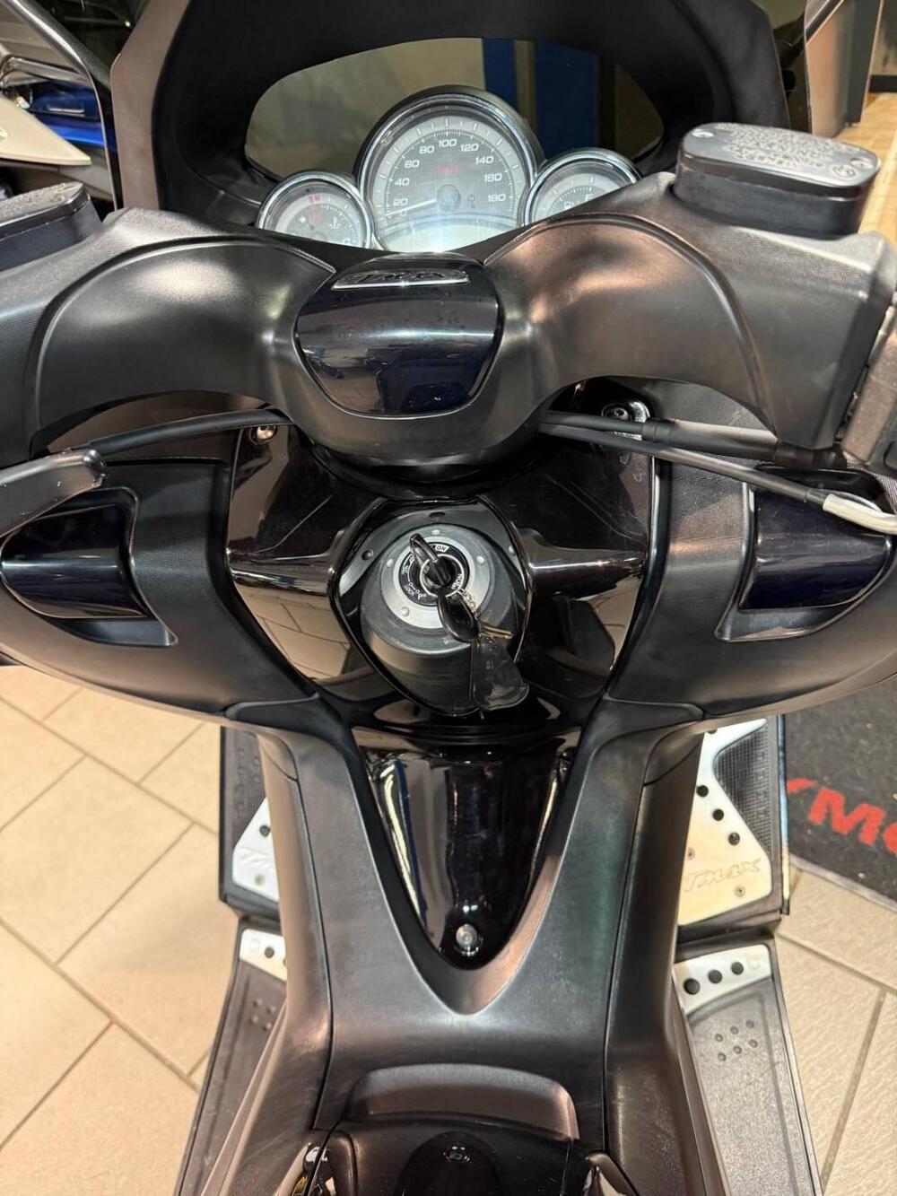 Yamaha T-Max 500 (2008 - 12) (7)