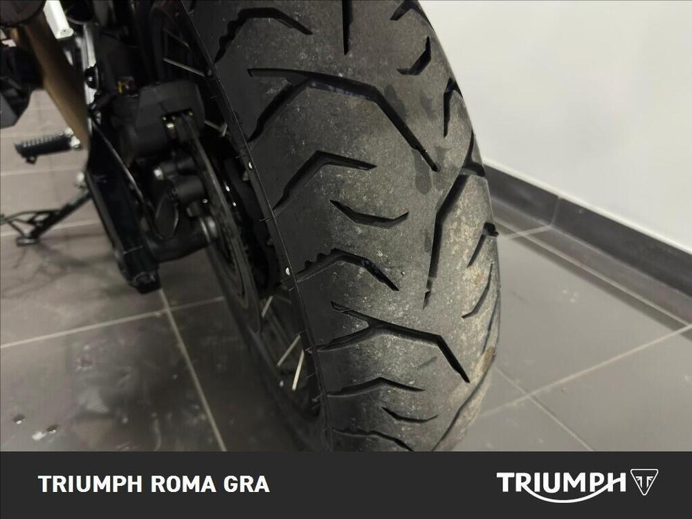 Moto Guzzi V85 TT Travel (2024 - 26) (16)