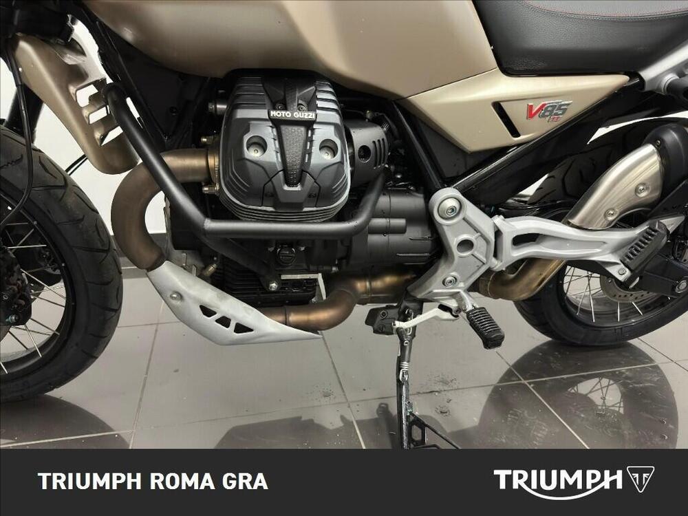 Moto Guzzi V85 TT Travel (2024 - 26) (9)