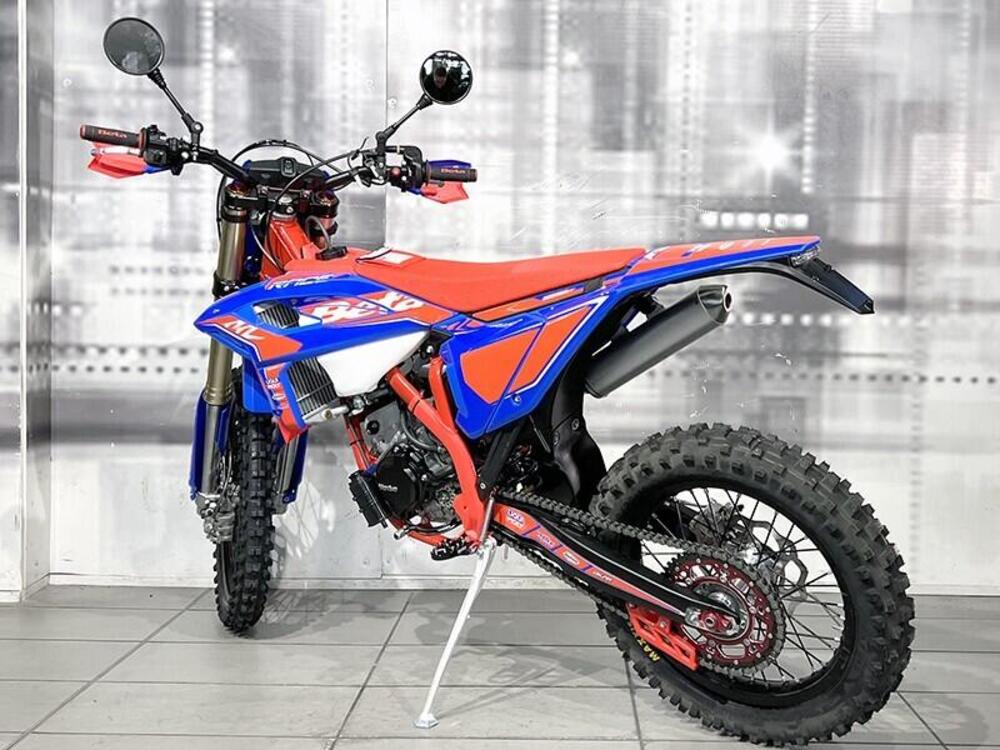 Betamotor RR 125 4T Enduro R (2024 - 26) (2)